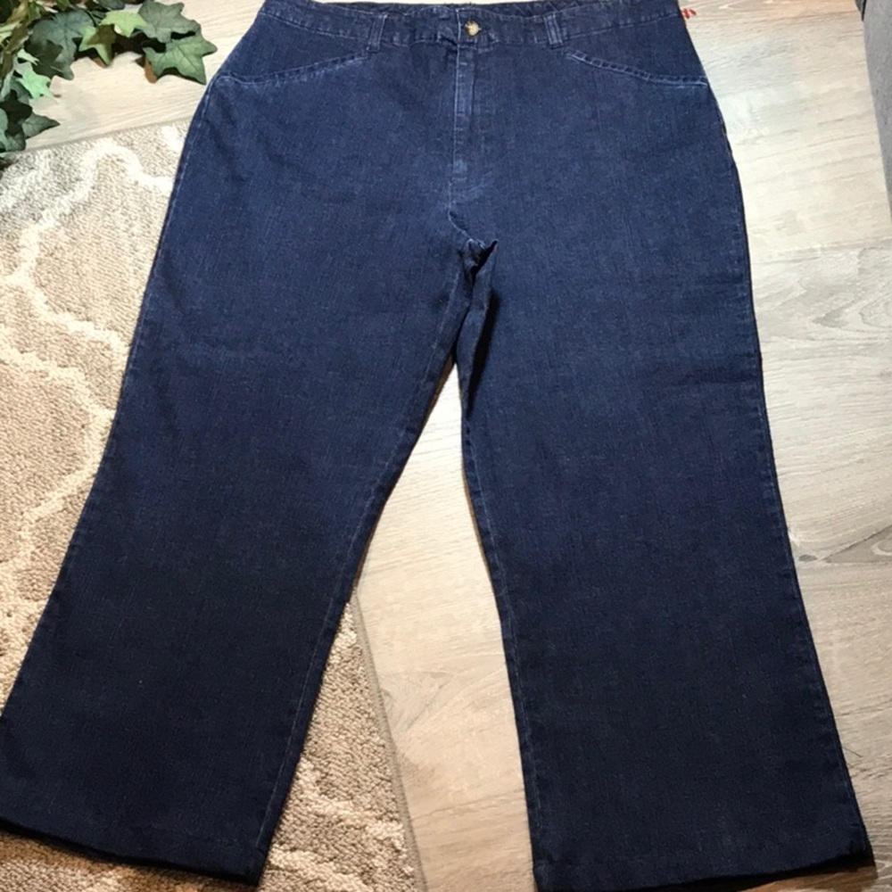 White Stag~~Cropped Denim~~🔵🔷